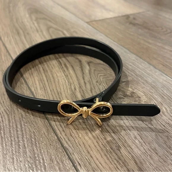 NWOT Women's Bow Buckle Belt - A New Day™ Black M: Skinny, Solid - Picture 2 of 3